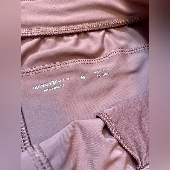 Old Navy Active | Powersoft Running Shorts | Go Dry Moisture Wicking | Medium - Picture 5 of 9